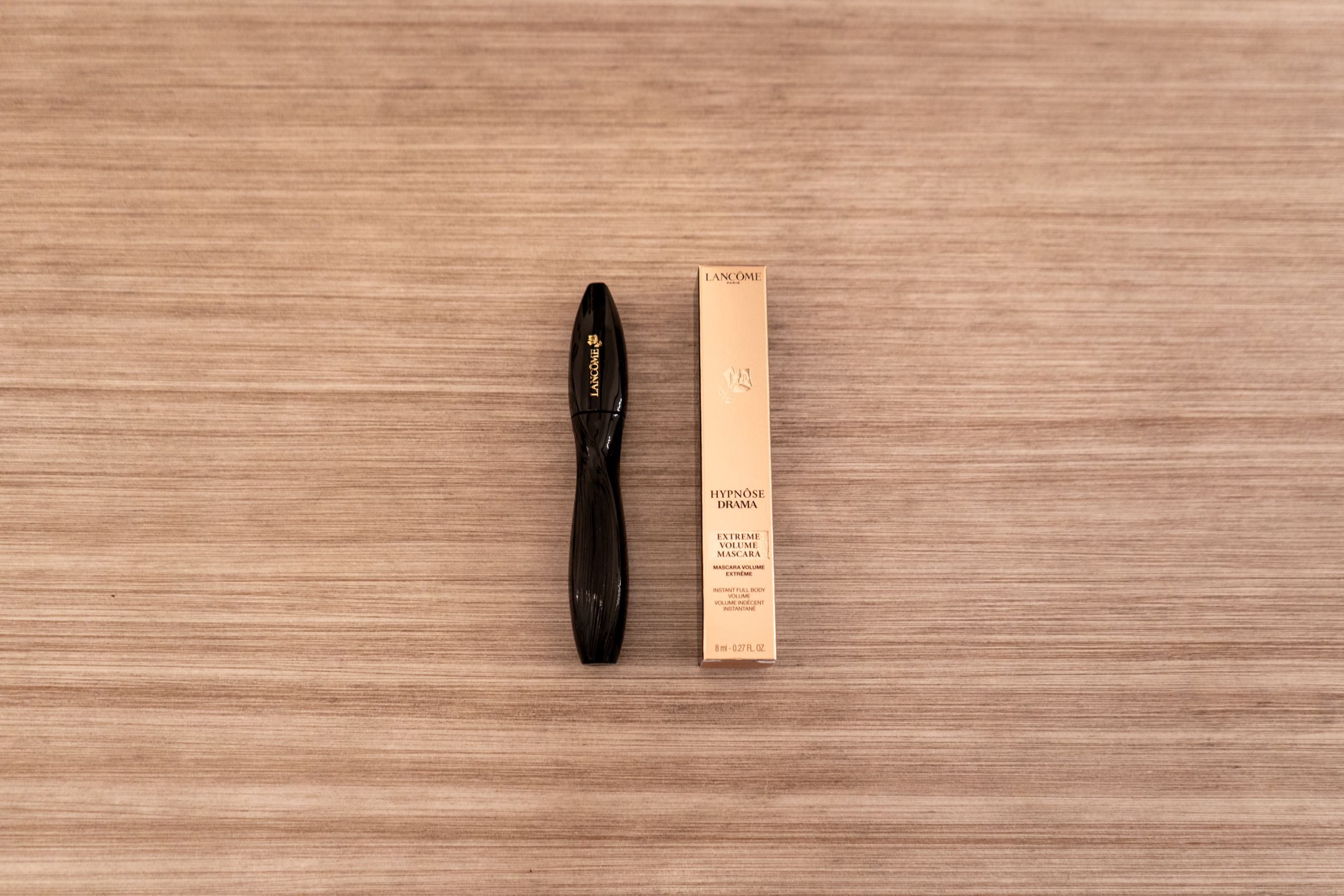 Glow box 3 - Lancôme + Carolina Herrera - Image 2