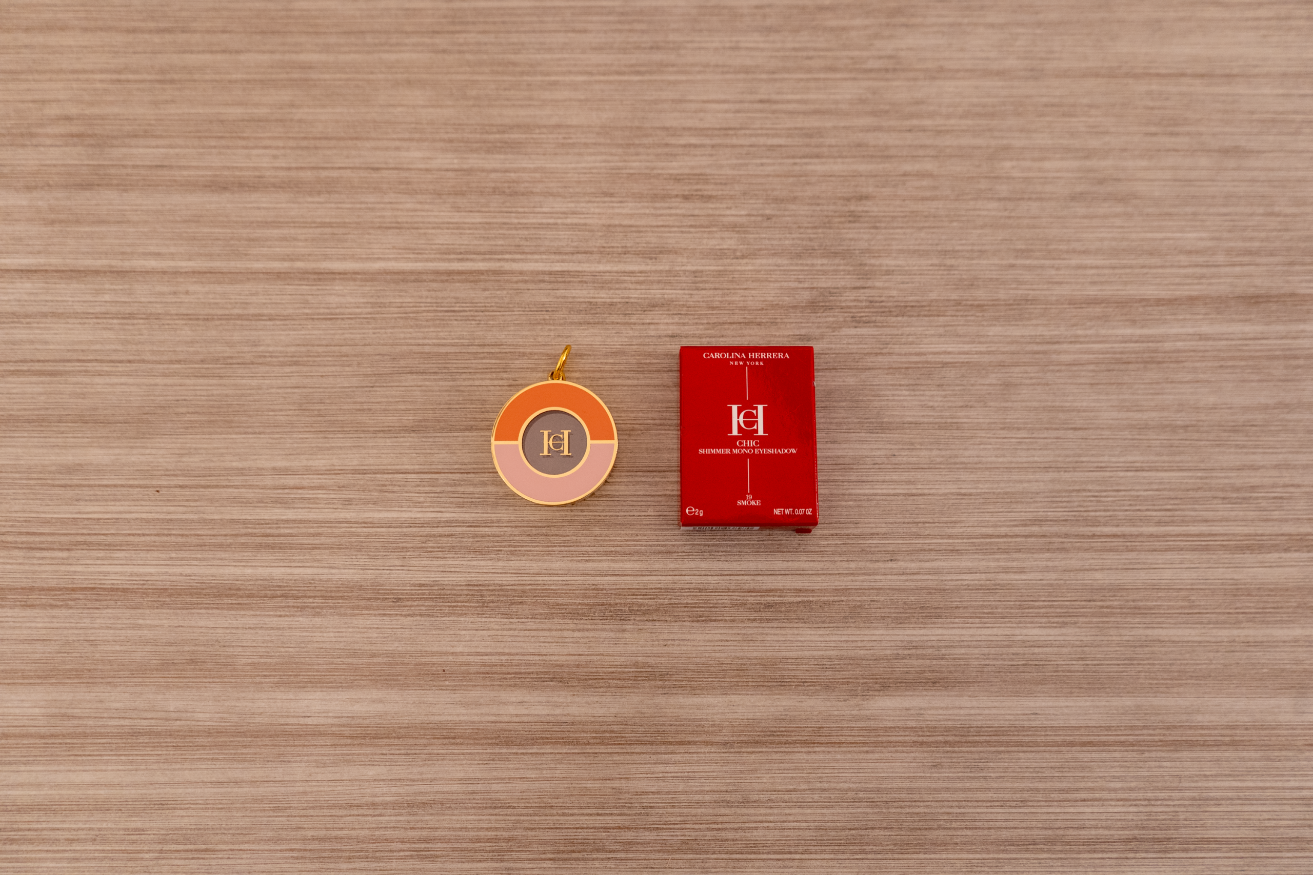 Glow box 3 - Lancôme + Carolina Herrera - Image 3